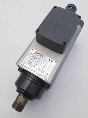 4 Kw Hertz Spindle Motor Er 25 18.000 Devir 220/380 - Hertz Spindle Motor (1)
