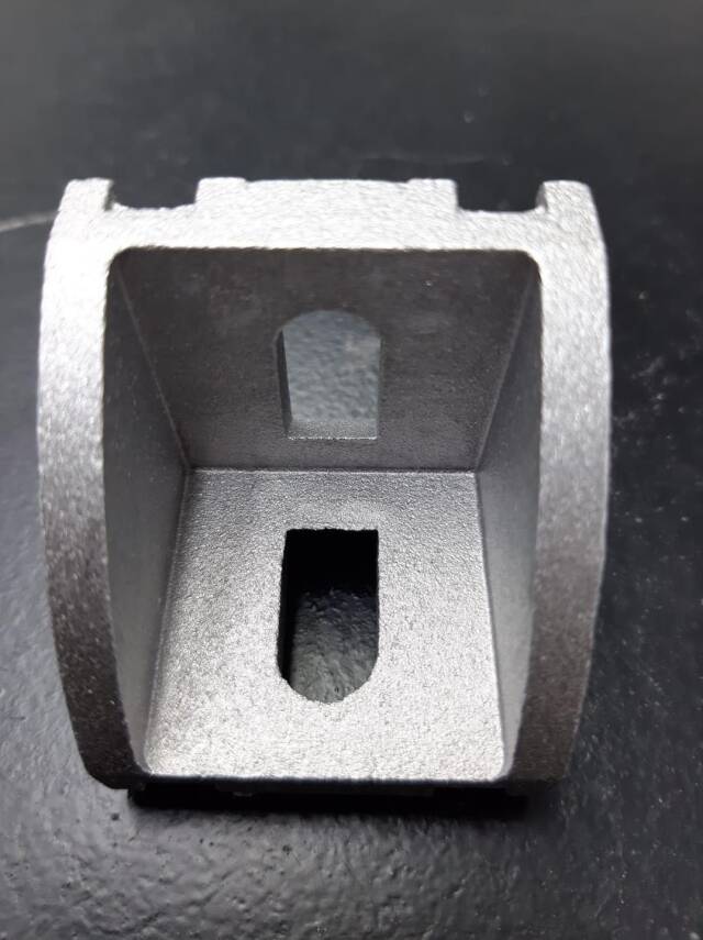 Geniş Köşe Bağlantı 40X40 K10 - 3