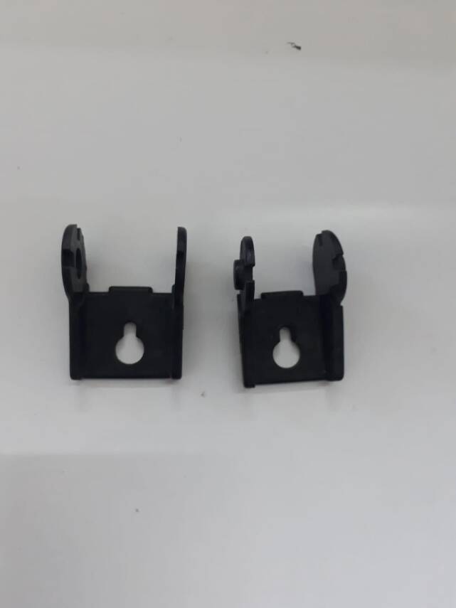 HAREKETLİ KABLO KANAL AYAĞI 15 LİK - Hareketli Kablo Kanalı