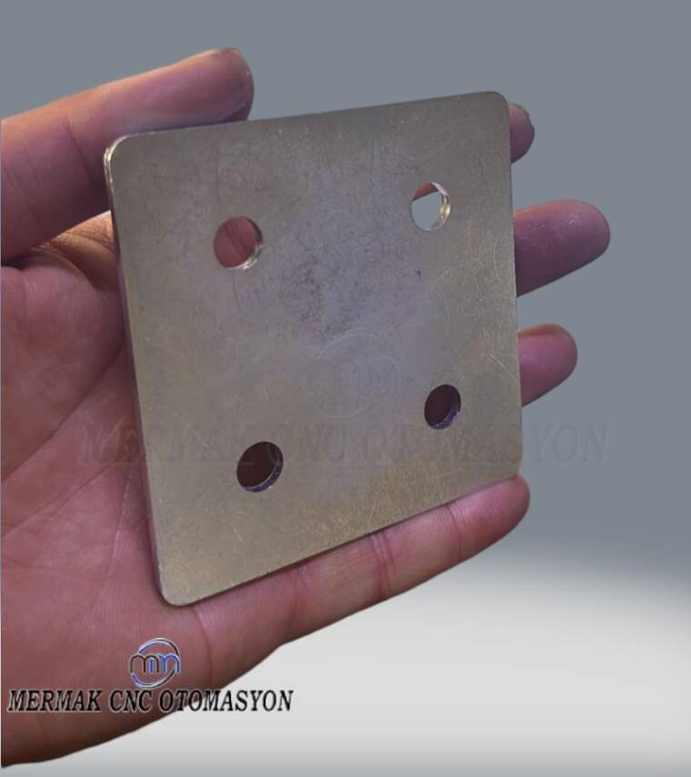 Kare Bağlantı Sacı 80x80 - MRK